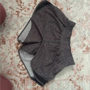 Lululemon Hotty Hot shorts size 6 4”
